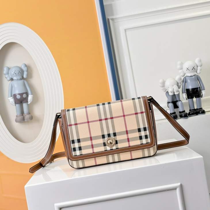 Picture of Burberry Handbags _SKUfw199105268fw